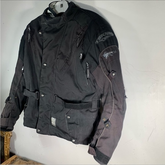 Like NEW men’s or women’s Teknic armortex motorcycle jacket with protection - Picture 3 of 13